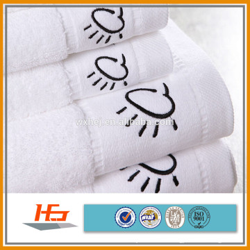 luxury personal embroidered white face towel/towel sets